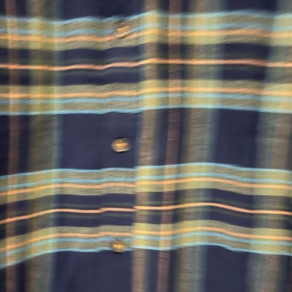 Tommy Bahama plaid boy’s long sleeve shirt size L(10-12) - Picture 4 of 5